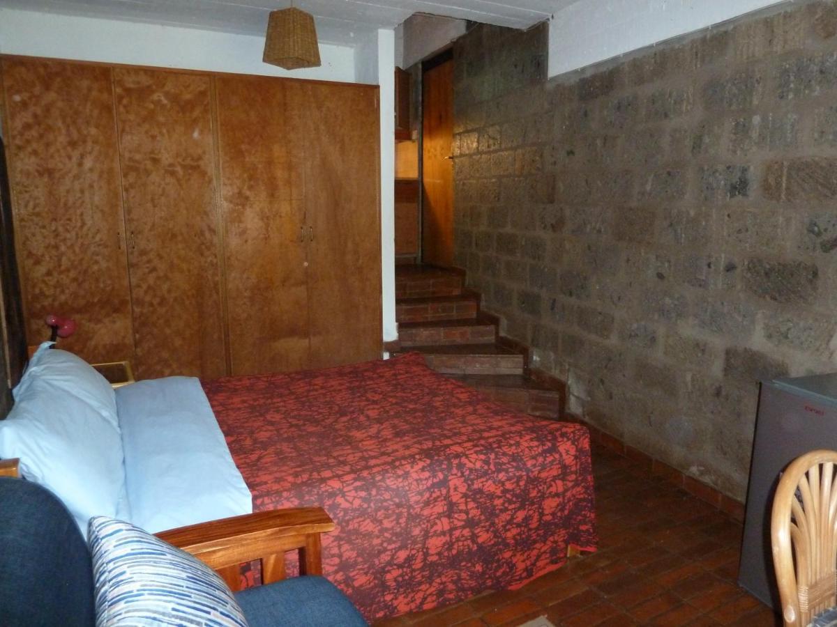 Villa Rock Stop Falls Gigiri Nairobi Buitenkant foto
